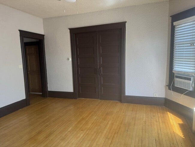 Living room - 2717 Aldrich Ave N Unit 2
