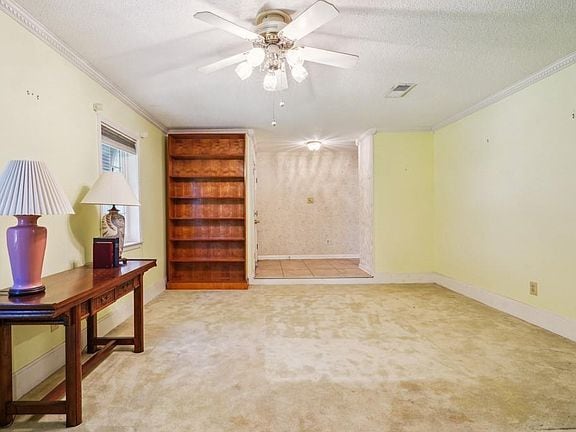 Photo - 1400 Velma St