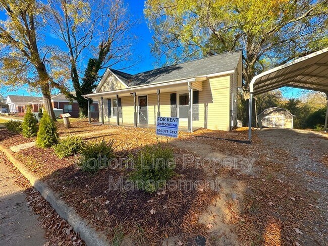 Photo - 51 Ashlyn Dr SE