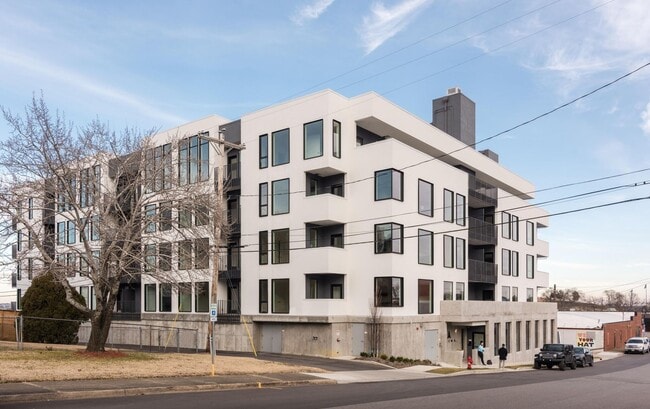 Building Photo - Stunning one bedroom Unit 308