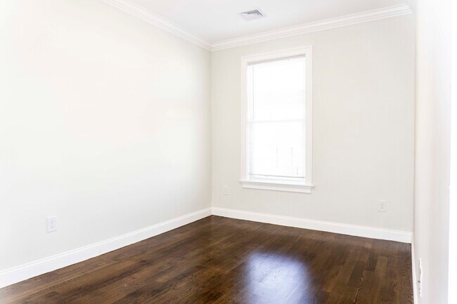 Photo - 77 Morris St Unit 1
