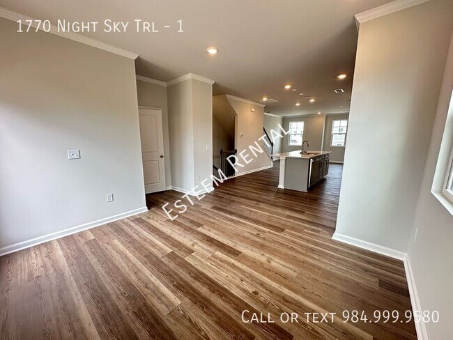 Photo - 1770 Night Sky Trl