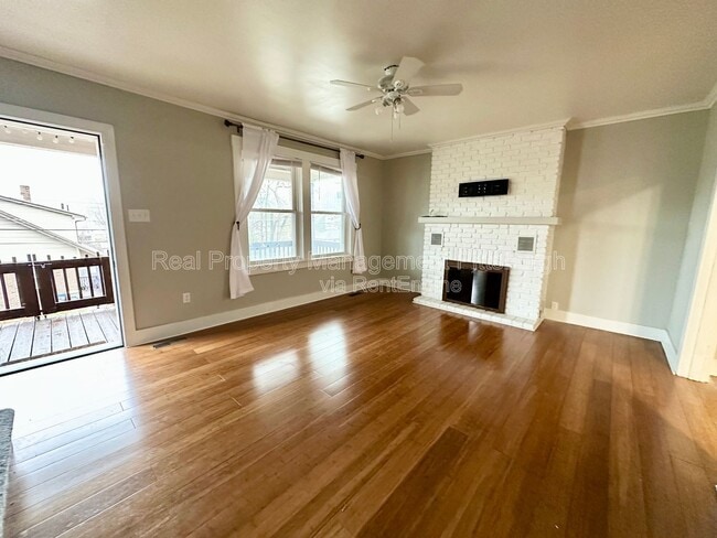 Photo - 1112 Kelton Ave