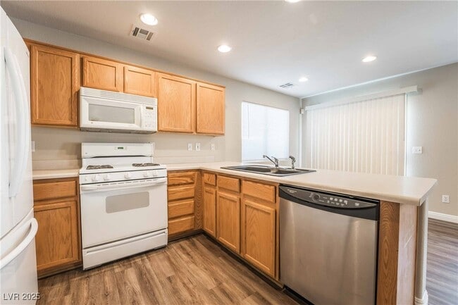 Photo - 10340 Montana Mountain St