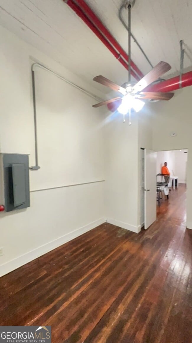 Photo - 208 Adamson Square Unit A