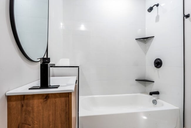 Photo - 23 Courtland St Unidad 1