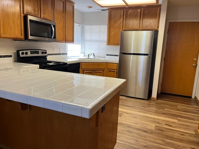 Photo - 258 Hoffman Ave Unit 258