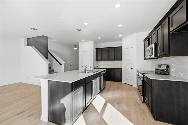 Photo - 400 Wrangler Ln