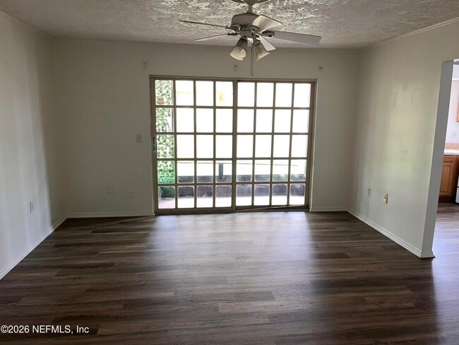 Photo - 5201 Atlantic Blvd Unidad 215