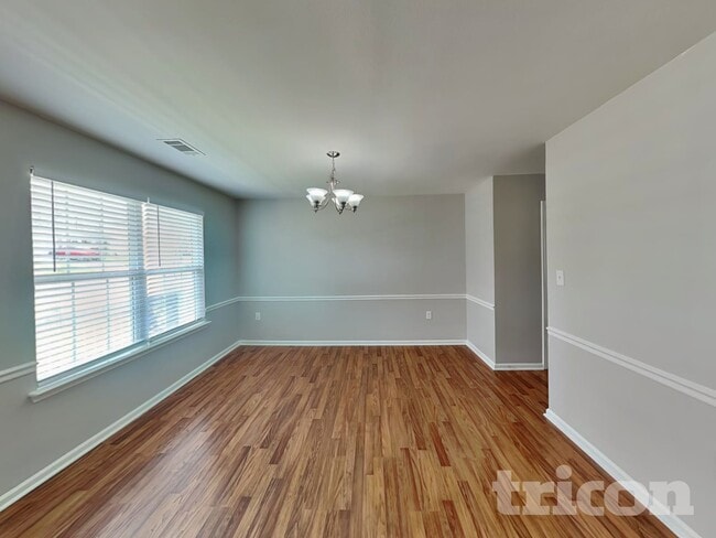 Photo - 2848 Village Center Dr