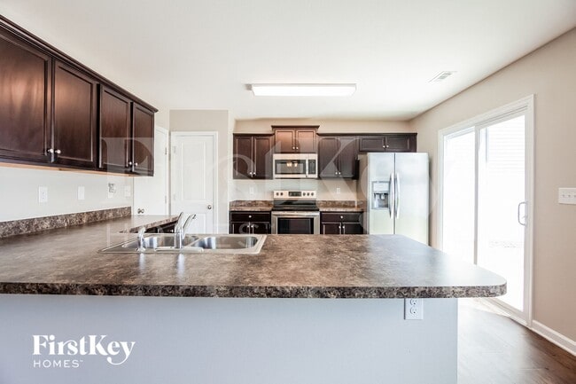 Photo - 3004 Apple Orchard Pl