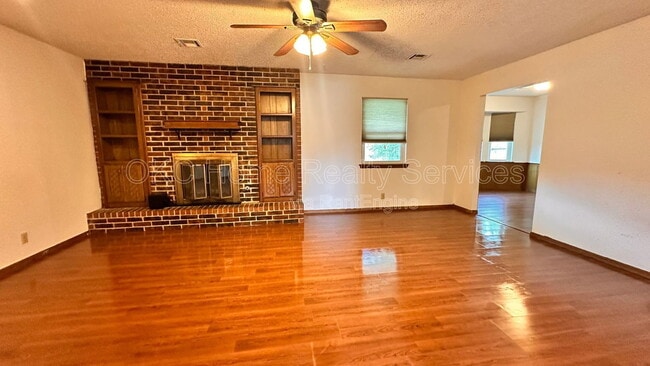 Photo - 1210 Glenwood Dr