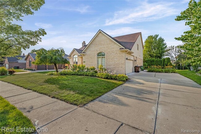 13987 Glenwood Dr