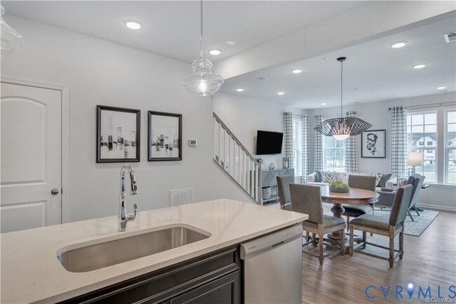 Photo - 8030 Wistar Glen Dr