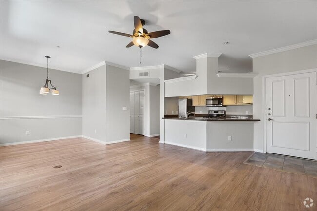 Building Photo - 2111 Welch St Unit B207 Rental