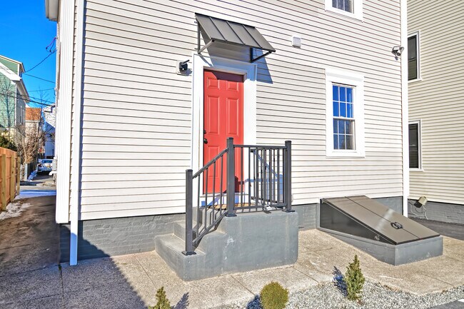 Photo - 81 Preston St