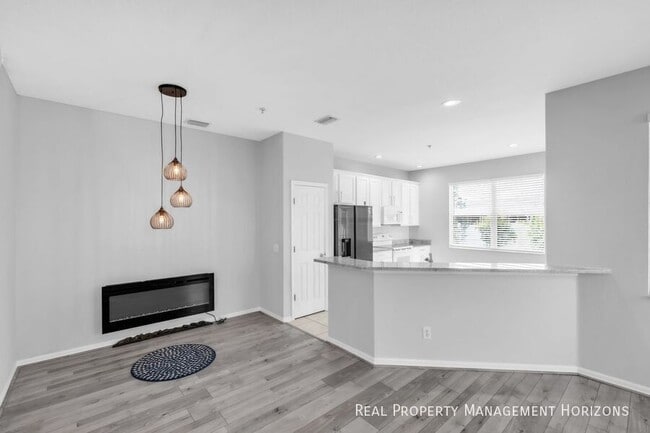 Photo - 3786 Mahony Ln