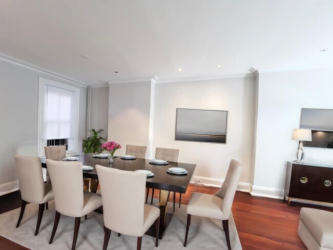 Photo - 726 S 16th St