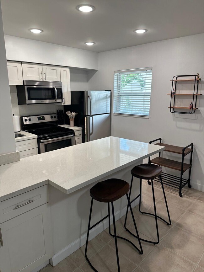 Photo - 1220 NE 5th Ter