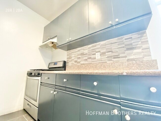 Photo - 125 N Doheny Dr Unit 106A