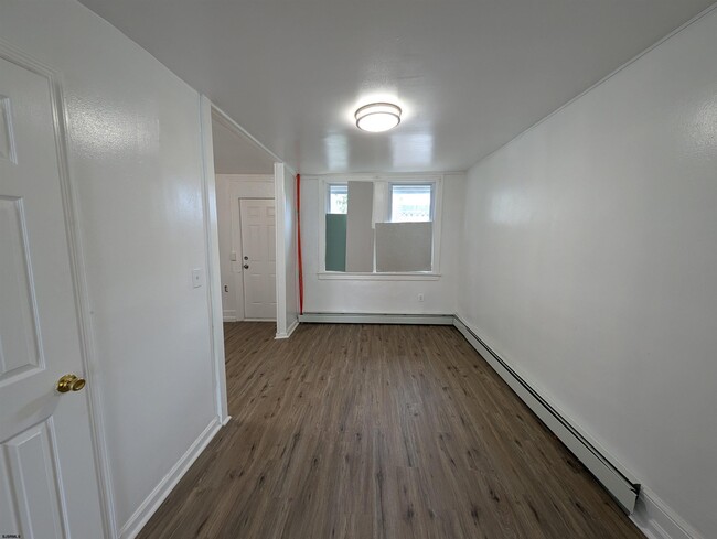 Photo - 1930 Grant Ave