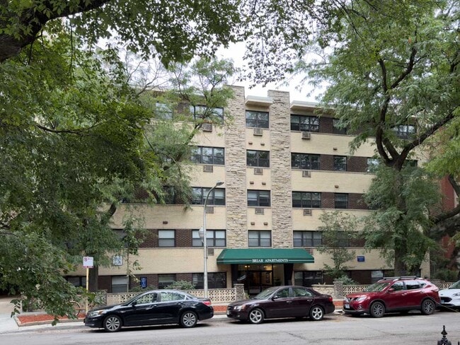 Photo - 515 W Briar Pl Unidad 205 Rental