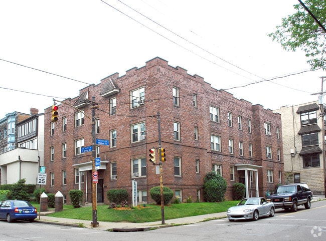 Kings Arms Apartments