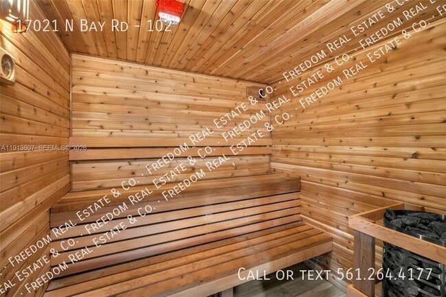 Building Photo - 17021 N Bay Rd Unit 102