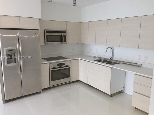 Photo - 4250 Biscayne Blvd Unidad 915