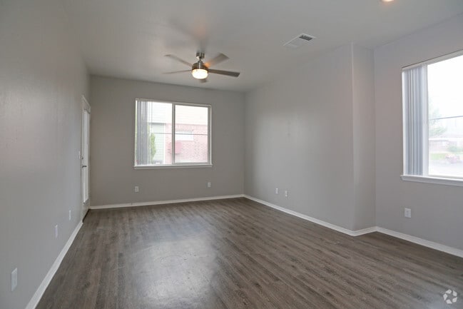 1BR, 1BA - A2 - Promenade at Hunters Glen