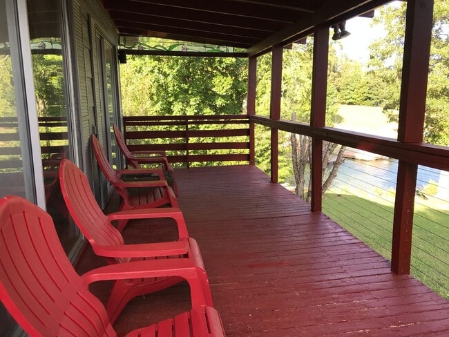 Photo - Lakefront Living with Stunning Views