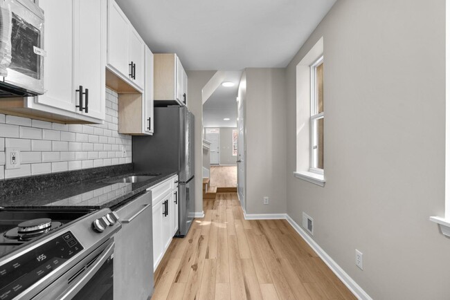 Photo - 2037 Jefferson St Townhome