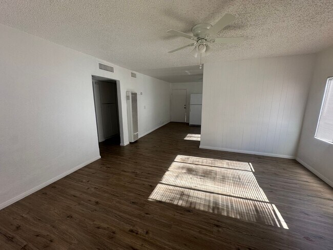 Photo - 1614 N Sierra View St Unit B