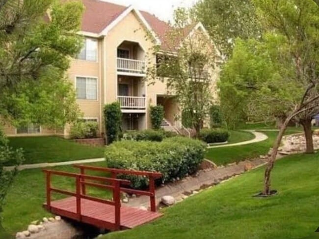 Photo - Beautiful 2 bedroom/2 bathroom condo with Mountain View’s
