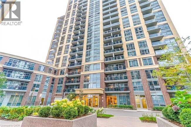 Photo - 1 Michael Power Pl Unité 1707