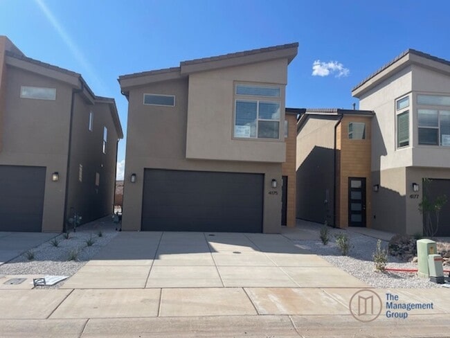 Brand New Desert Providence - Brand New Desert Providence House