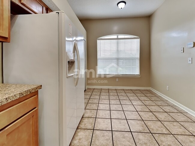 Photo - 7829 Invermere Blvd