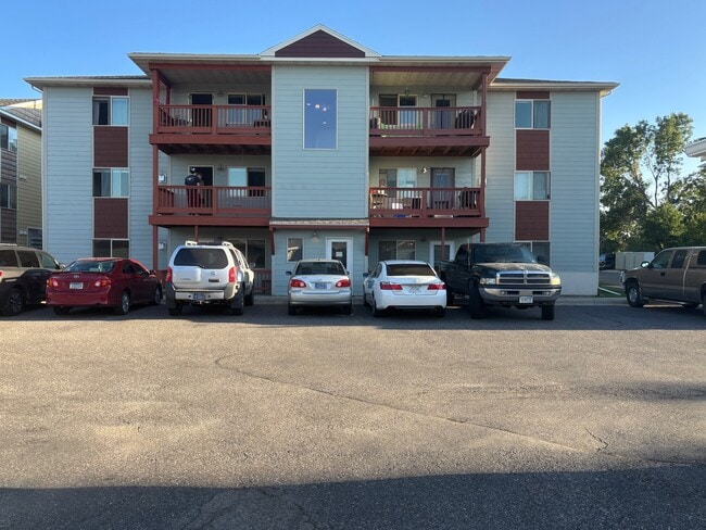 Building Photo - 3401 Fallon St Unit 1 C Rental