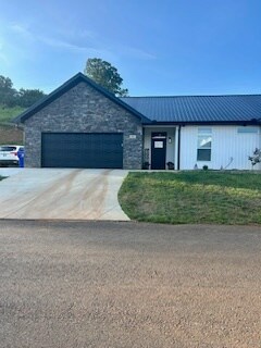 Photo - 154 Lakeshore Bay Dr