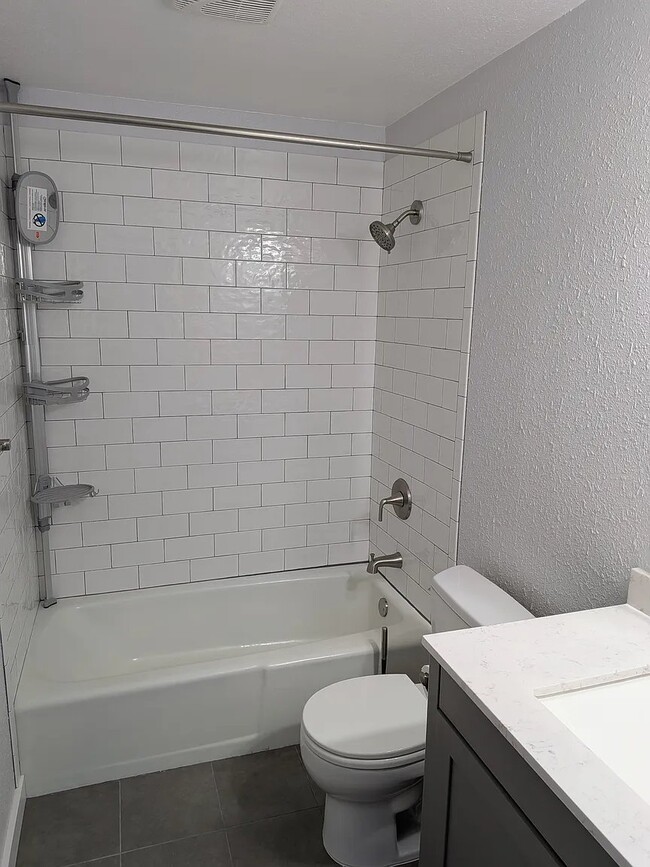Photo - 10515 NE 8th St Unit 10515