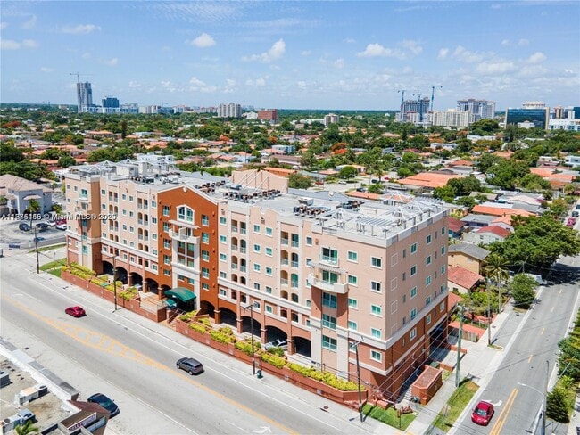 Building Photo - 2280 SW 32nd Ave Unit 305 Rental