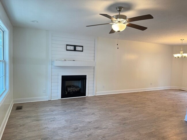 Photo - Beautiful Home Built in 2021! Open Floor P...