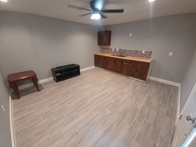 Building Photo - 126 Postwood Dr Unit 126 Postwood Dr #2