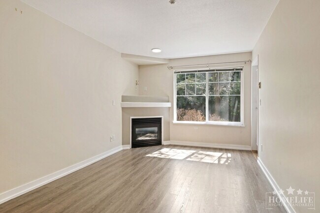 Photo - Stylish Ground-Floor 2 Bed + 2 Bath + Flex Condo at The Bentley – Langley City Living at Its Best Unit 115