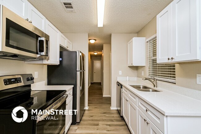 Photo - 6093 Myrtlewood Rd