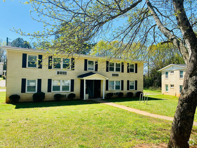 Building Photo - 201 Chandler Dr Rental
