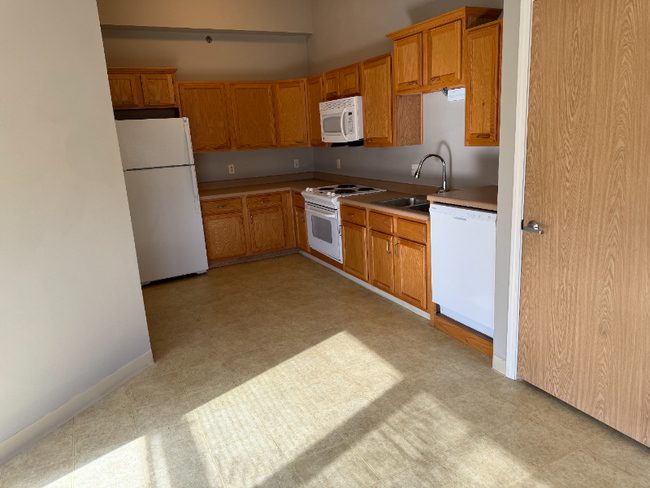 Photo - 2095 N Ash St Apartment Unit 202