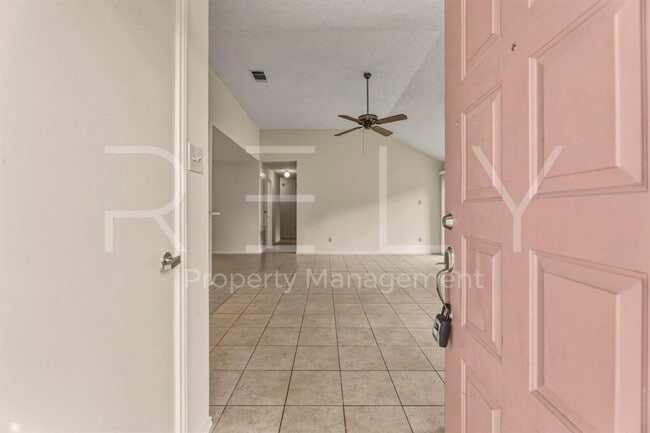 Photo - 604 David Curry Dr