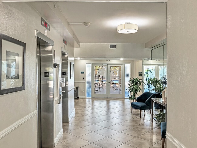 Photo - 2350 NE 135th St Unit 804