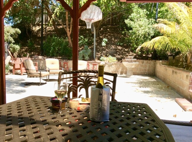 Photo - 601 Aliento Ct